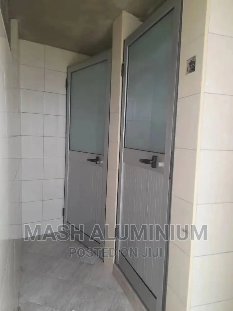 Bathroom Shawer