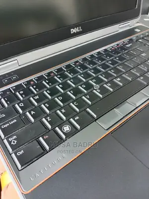 Laptop Dell Latitude E6520 4GB Intel Core I5 HDD 500GB