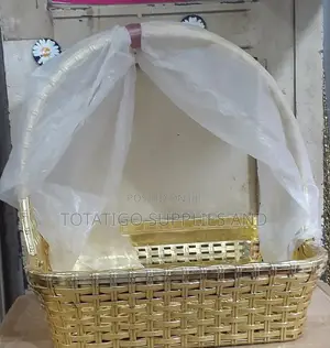 Original Gift Basket Golden
