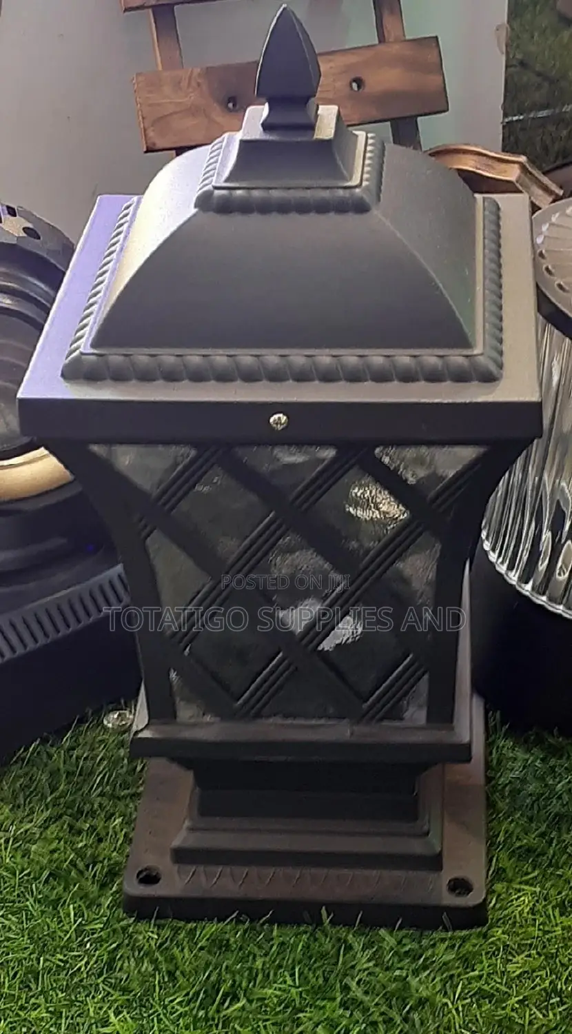 Strong Gate and Wall Light Holder