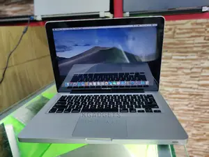 Laptop Apple MacBook 2012 8GB Intel Core I5 HDD 750GB