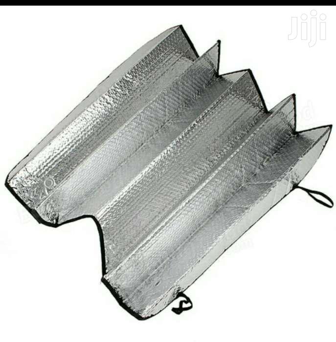 Car Front Window Reflector Sunshade.
