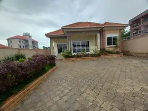 Furnished 4bdrm Bungalow in Kira First Class for Sale