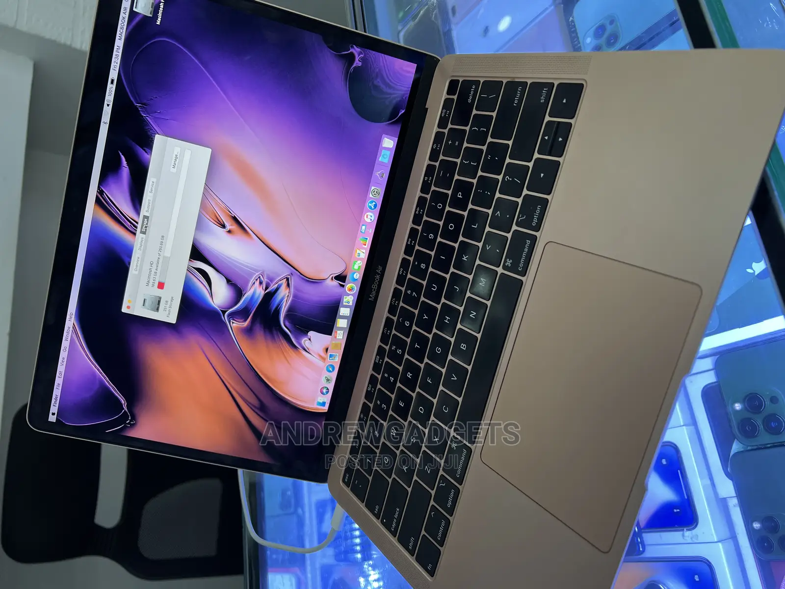 Laptop Apple MacBook Air 2020 8GB Intel Core i5 SSD 256GB