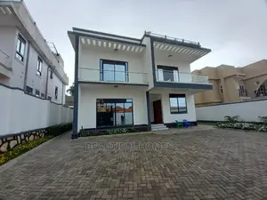 Furnished 6bdrm Mansion in Kira Ministers for Sale