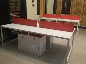 Office Workstations / Staff Desks