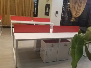 Office Workstations / Staff Desks