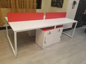 Office Workstations / Staff Desks