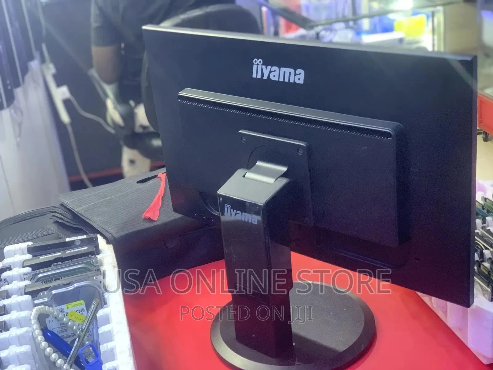 Iiyama Monitor