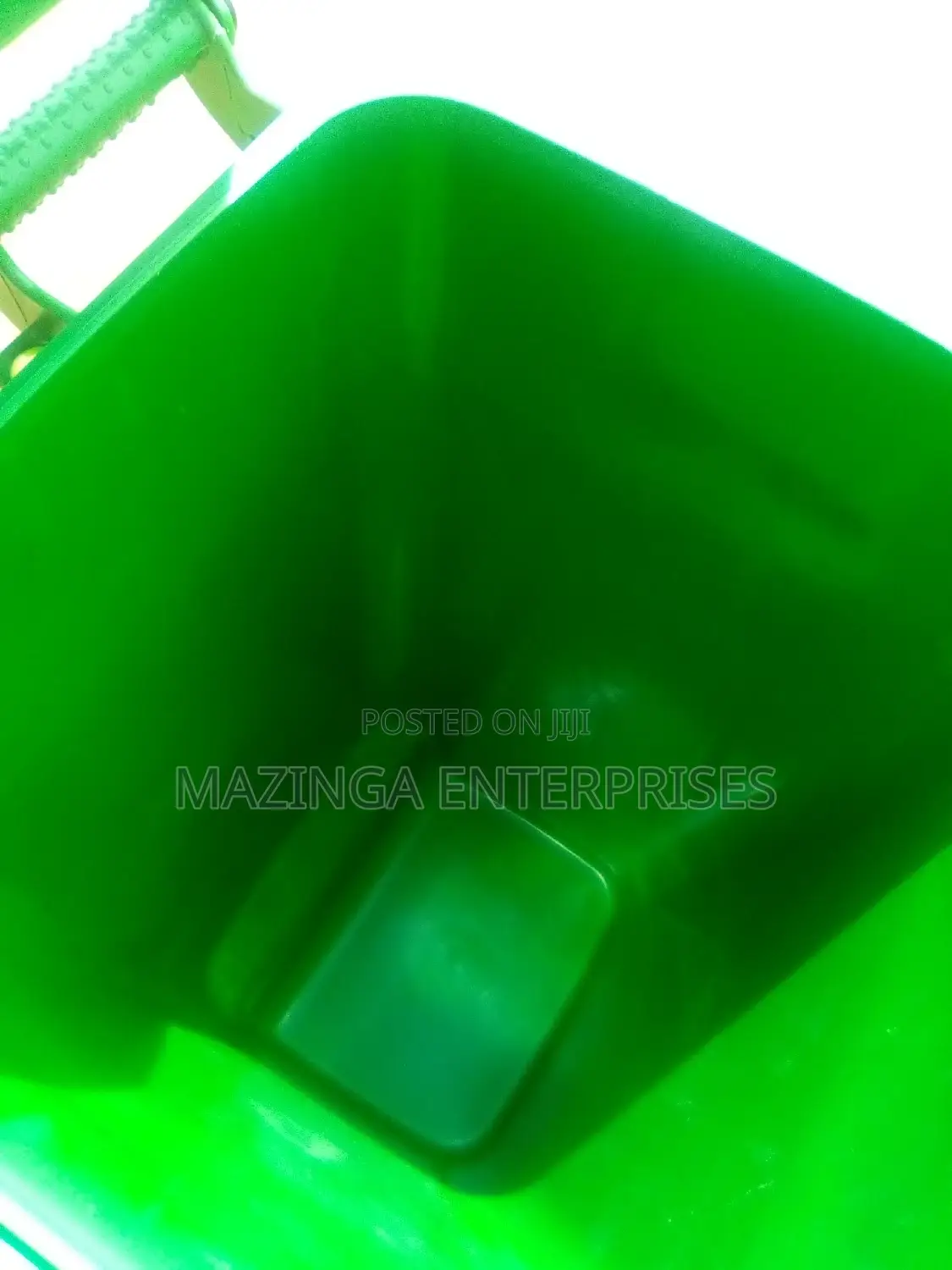 120litres Thick Plastic Waste/Dust Bins