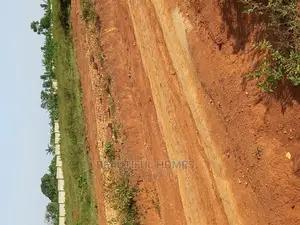 Kasangati 100 /100 in Gated Estate Available on Market