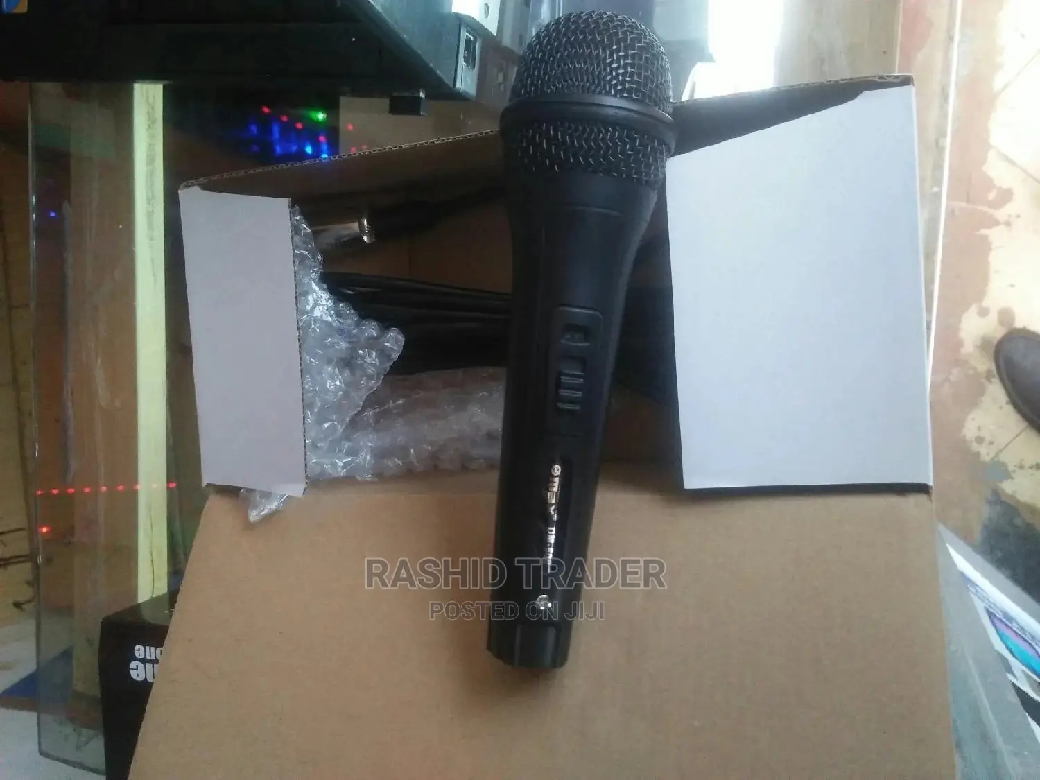 Airstar Wireless/Wired Microphone