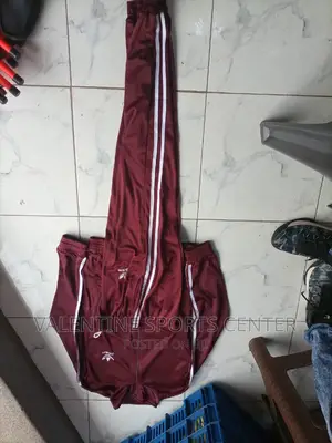 Track Suit Adidas Original Material
