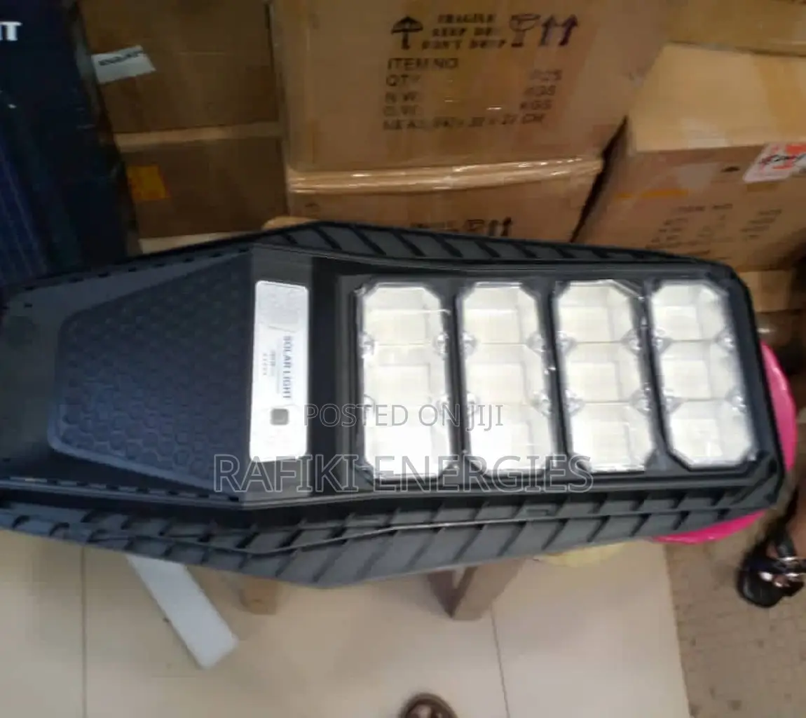 200W Street Solar Light (Panel Installed Behind the Lamp)