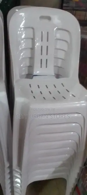 T L Plastic Chairs
