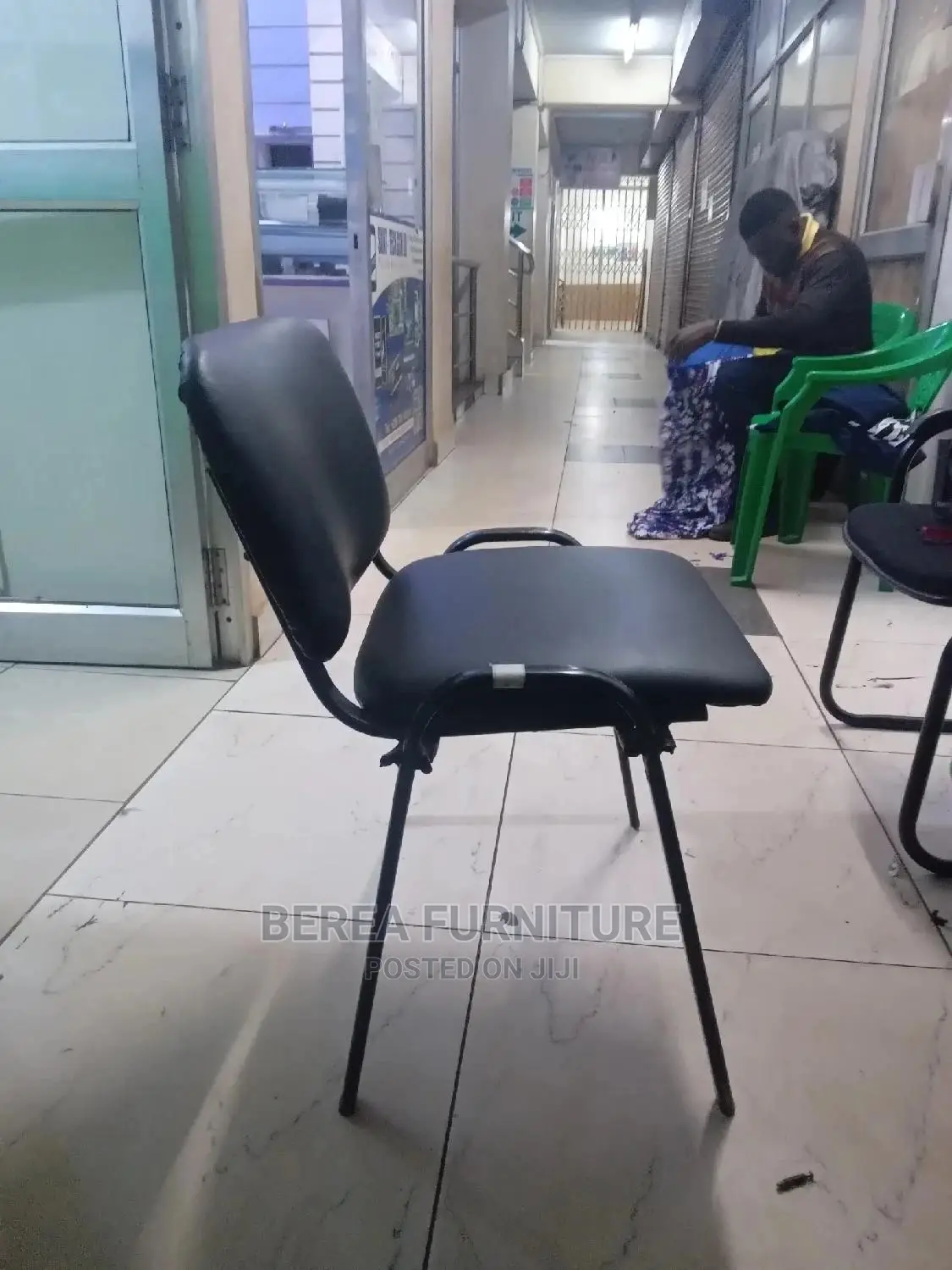 Black Visitors Chair