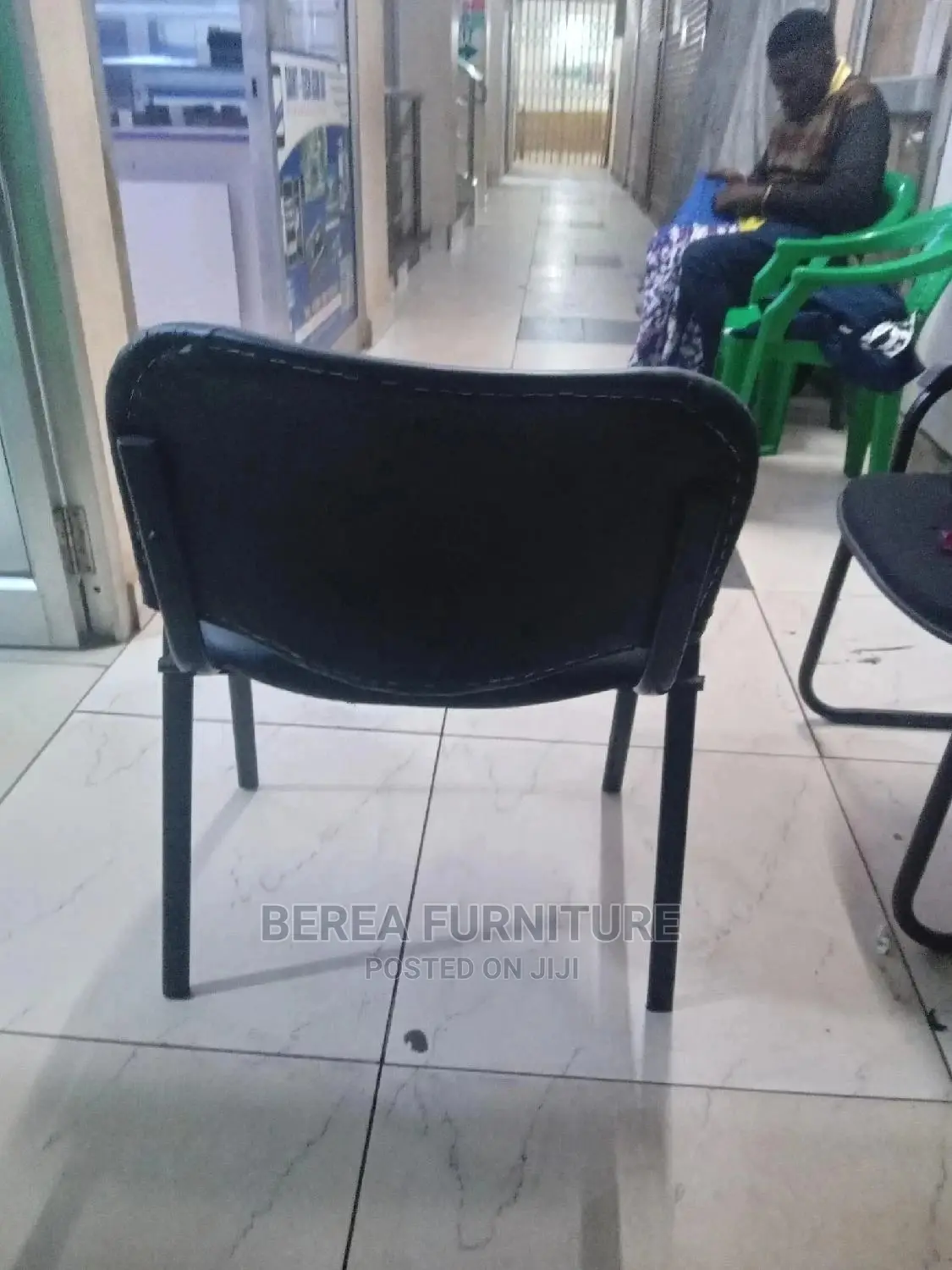 Black Visitors Chair