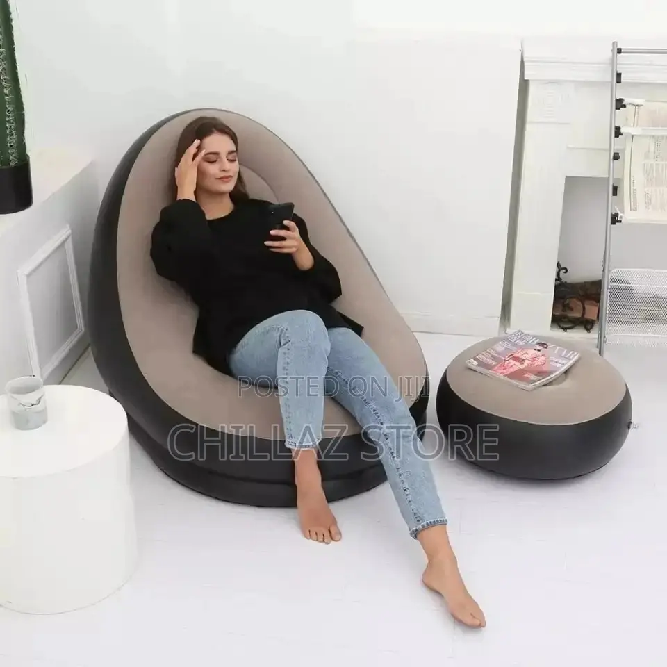 Deluxe Lounge With a Stool