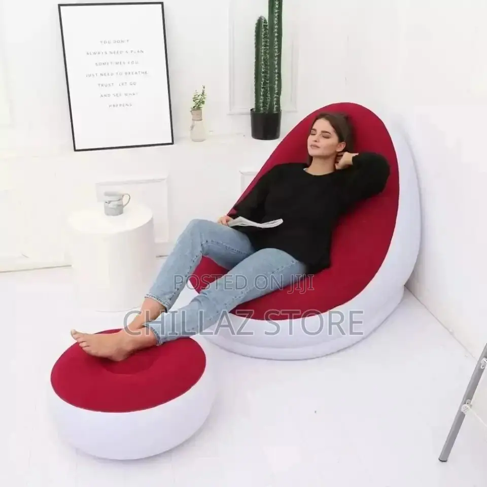 Deluxe Lounge With a Stool