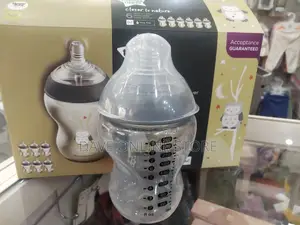 260ml Tommee Tippee Feeding Bottle