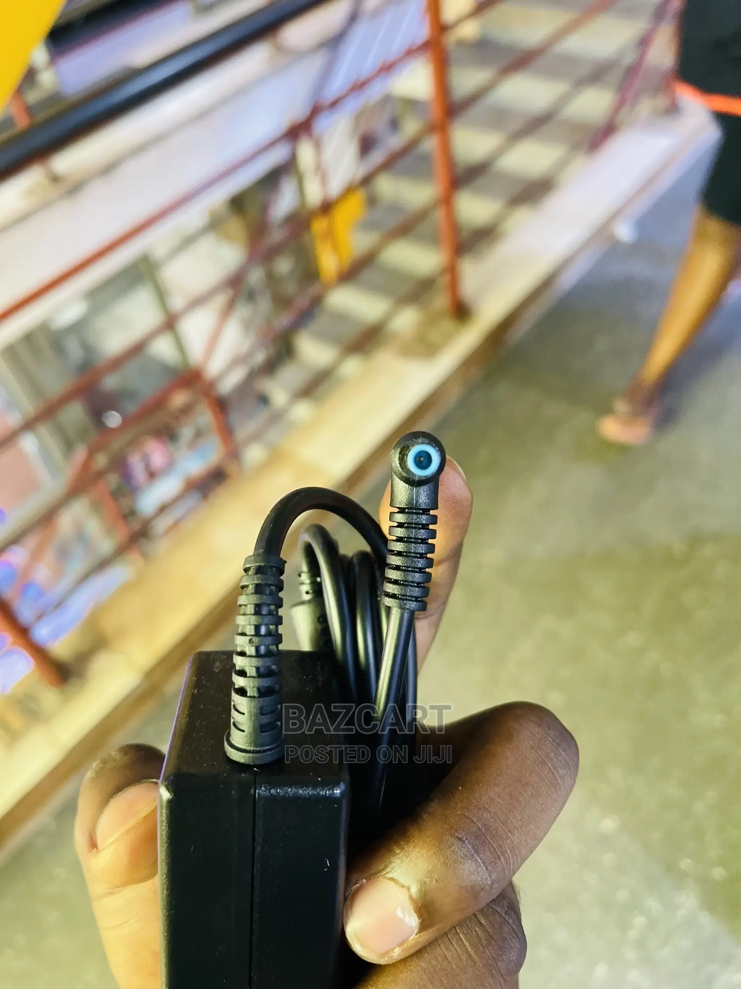 Hp Blue Pin 65W Charger