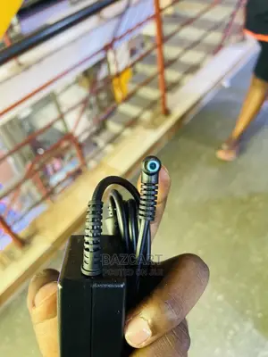 Hp Blue Pin 65W Charger