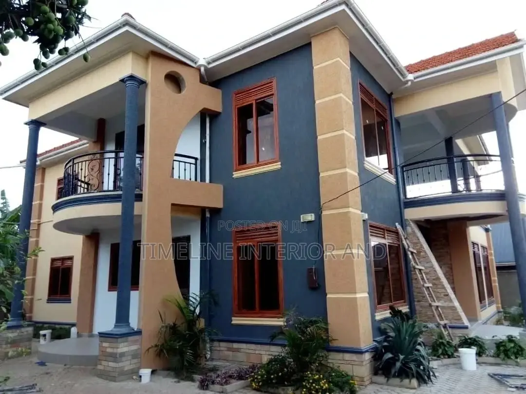 Texture Painting at Bugolobi Site.