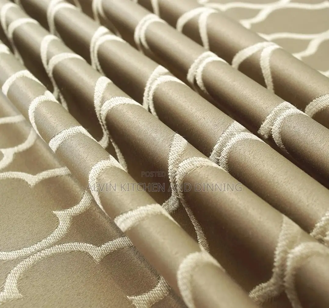Border Tablecloth 8 Seater