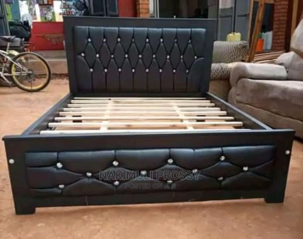 Leather Bed 5*6