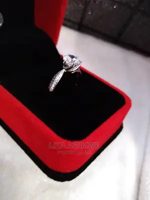 Quality Engagement Rings Available With the Ring Box