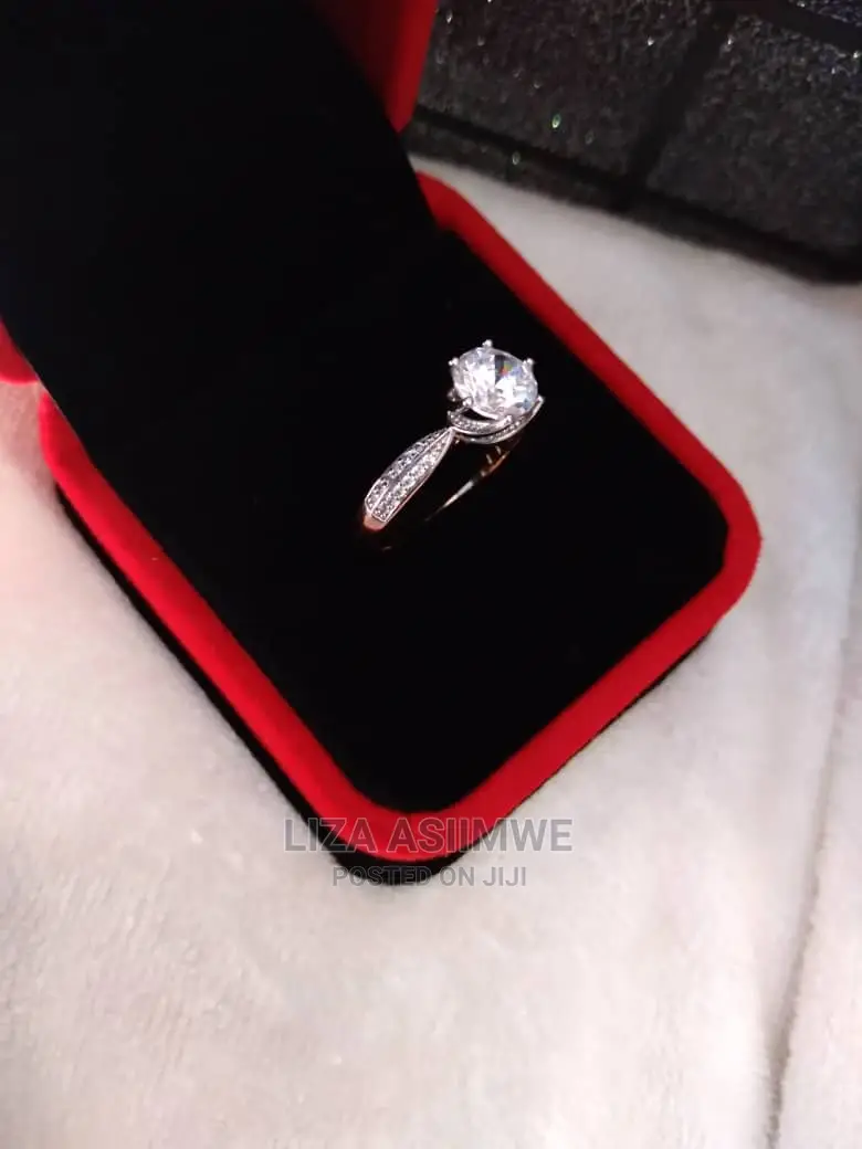 Engagement Rings Available With the Ring Box It's Self