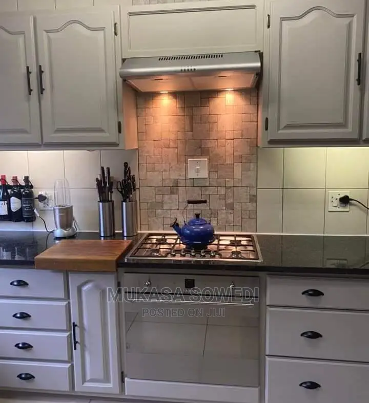 Kitchen and Wardrob Designing