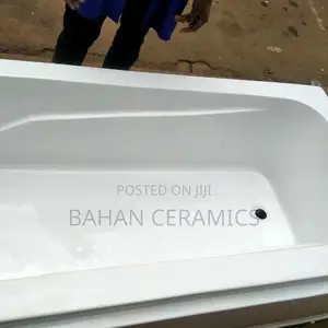 Square Bathtub With Pannel.