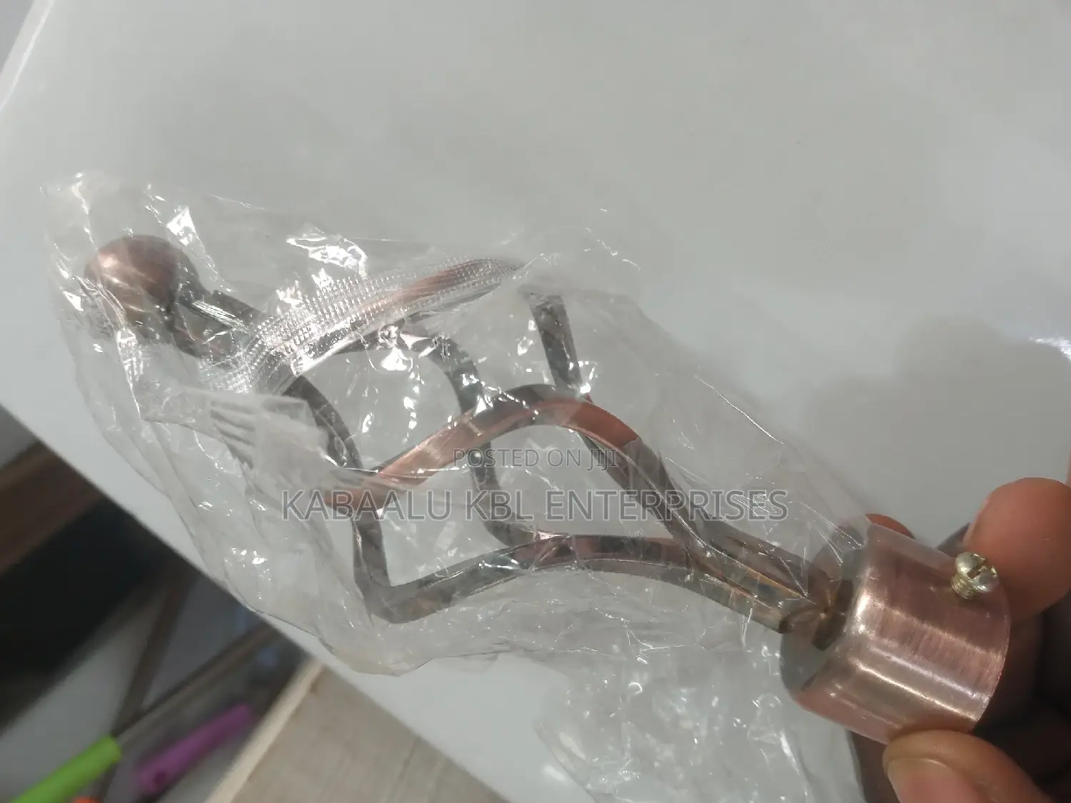 Curtain Rods/Poles(Metallic)(Twisted and Smooth)
