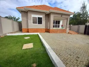 Furnished 4bdrm House in Kira Kito for Sale