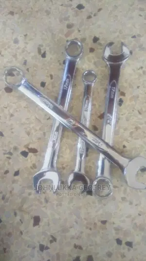 Spanners "Fixed Ring"