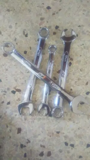 Spanners "Fixed Ring"
