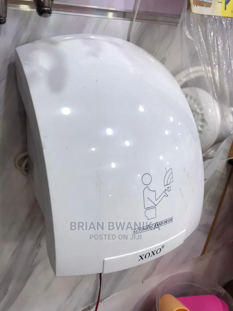 Hand Dryers Machine