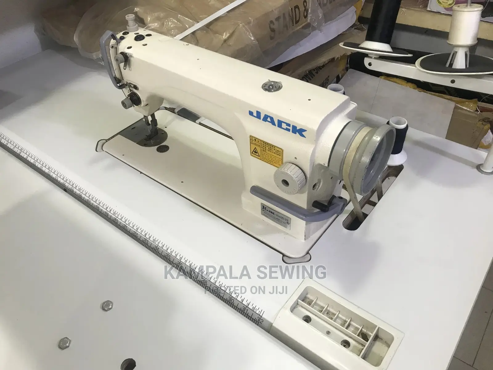 Jack Industrial Sewing Machine