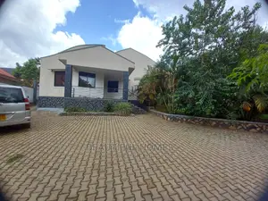 Furnished 4bdrm Bungalow in Kira Prime for Sale