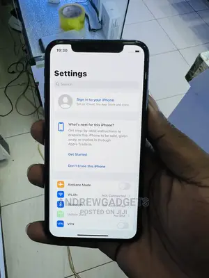 Apple iPhone X 64 GB Black