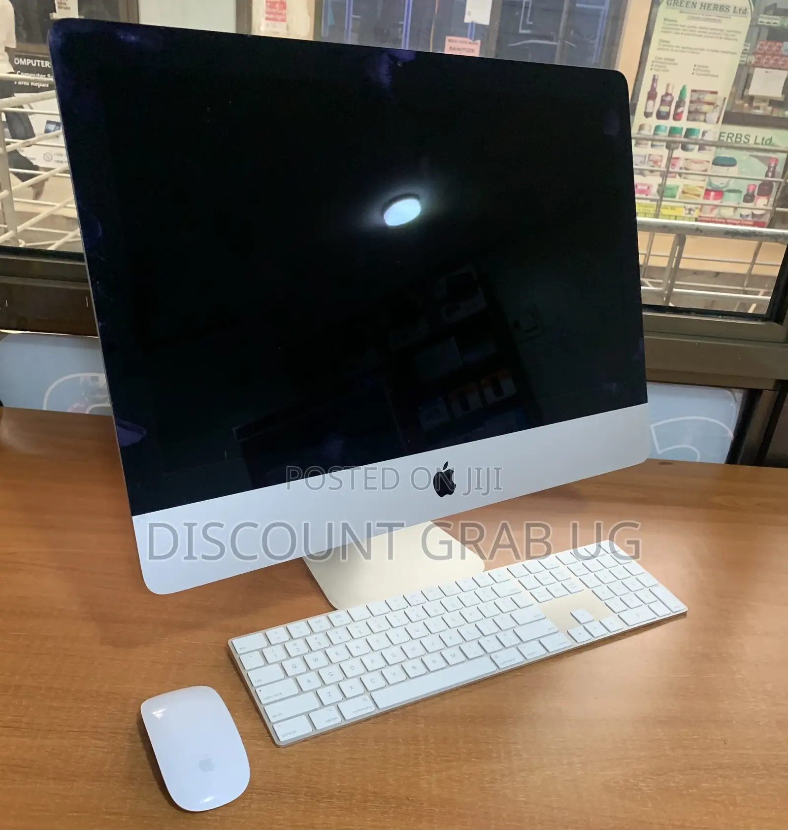 Desktop Computer Apple iMac 8GB Intel Core I5 HDD 1T
