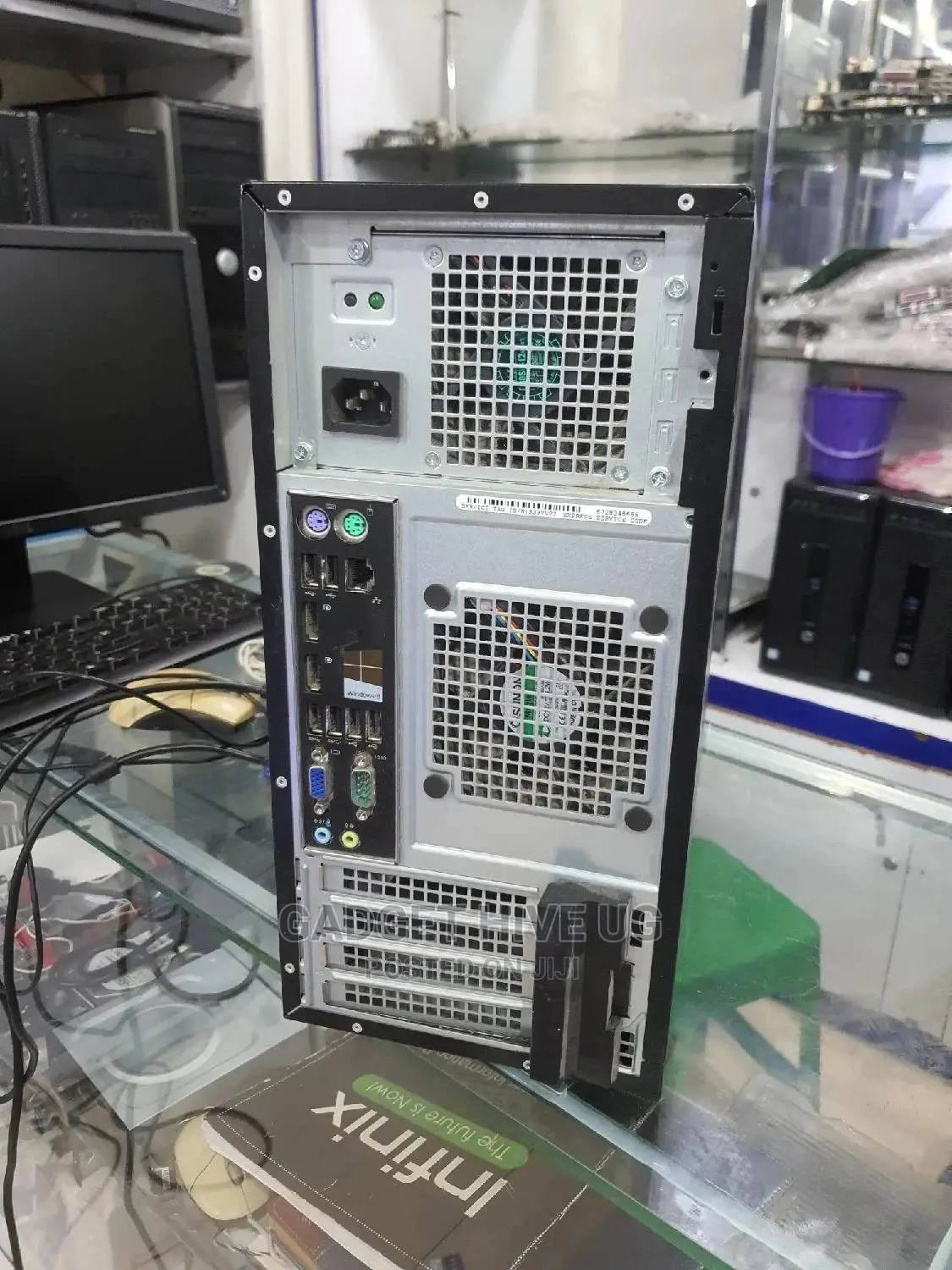 Desktop Computer Dell 4GB Intel Core I3 500GB