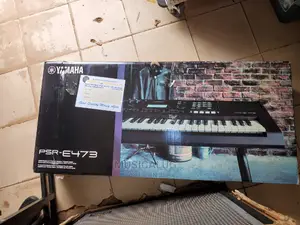 Yamaha Keyboard PSR E473