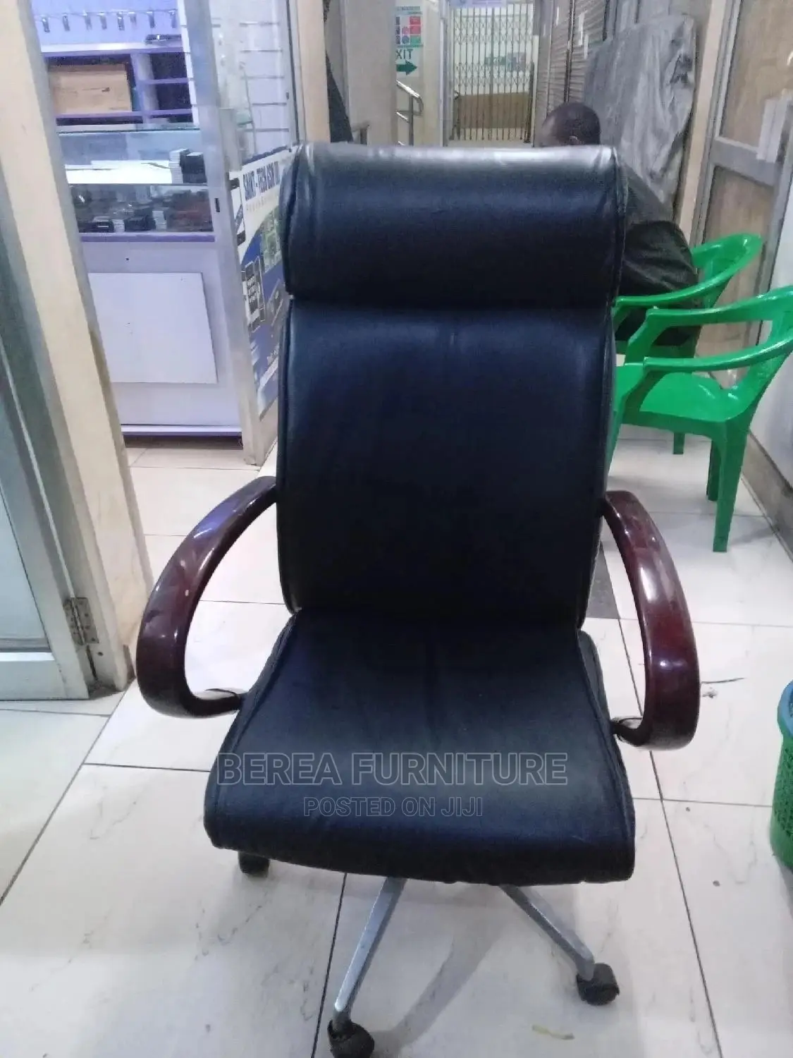 Executive Office Chair