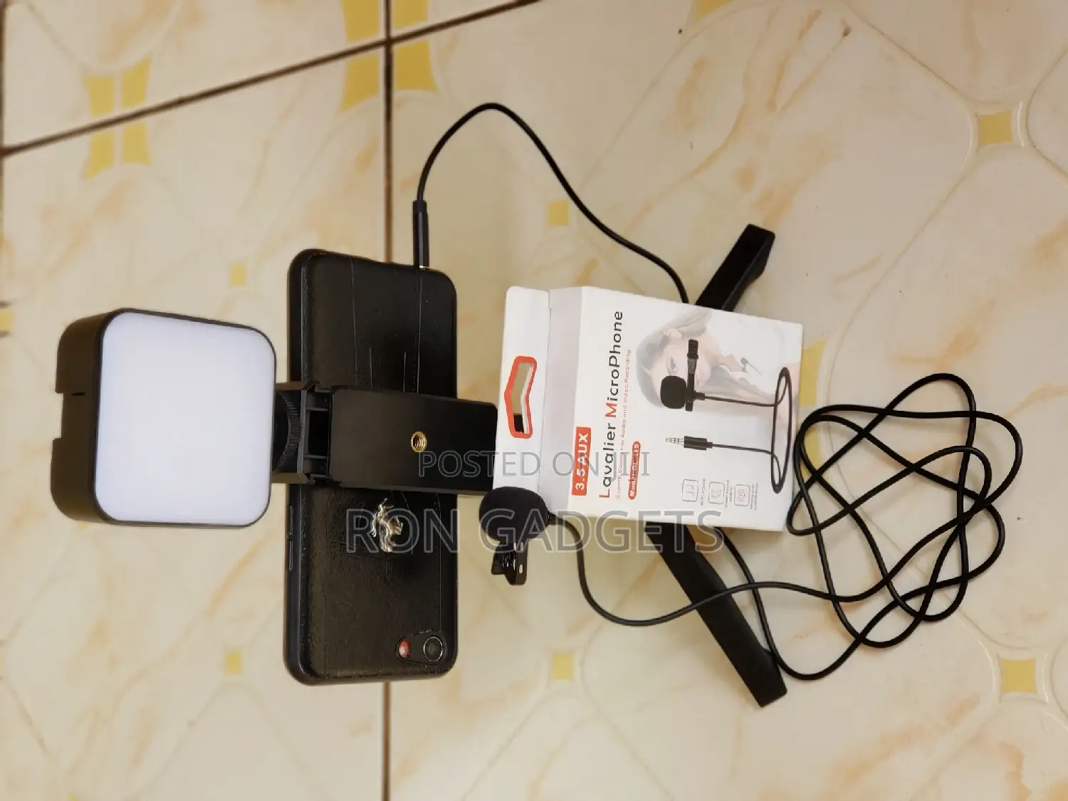 Video Making Kit With Lavier Microphone