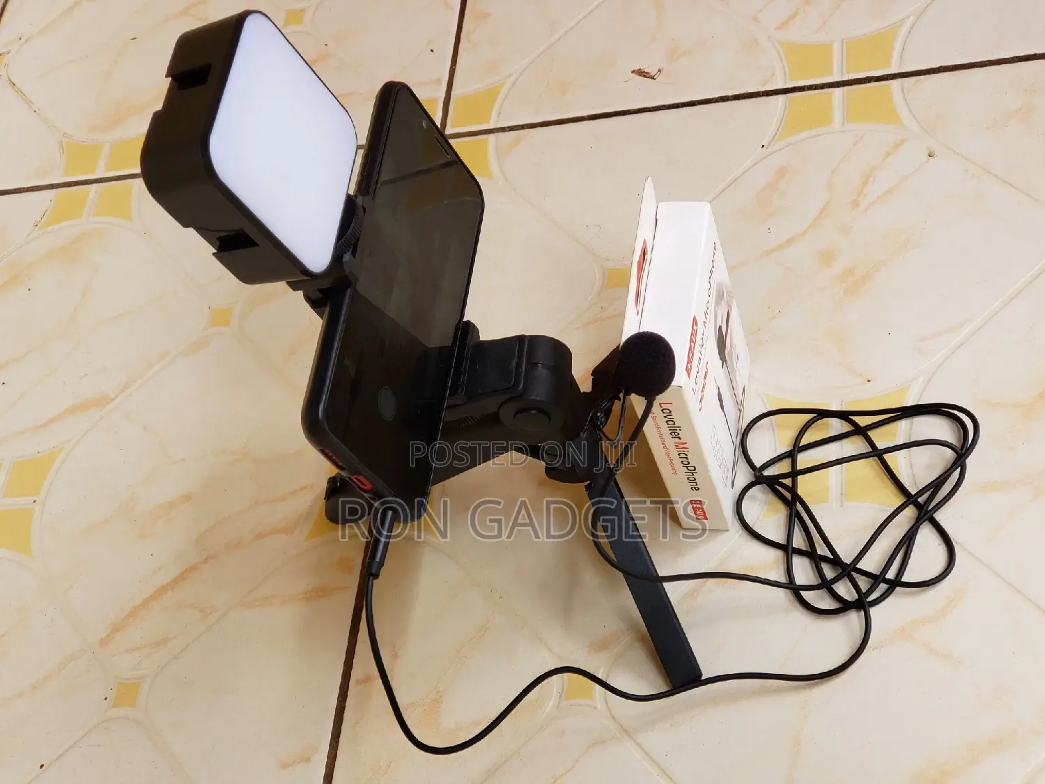 Video Making Kit With Lavier Microphone