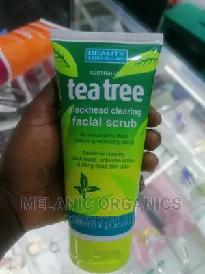 Tea Tree Black Head Clearing Facial Scrub