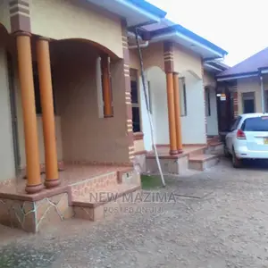 6bdrm House in Makindye, Division B for Sale