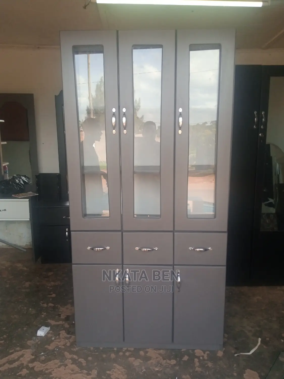 Dark Grey Sideboard 3*6